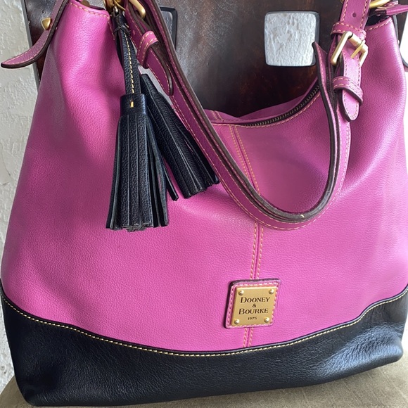 Dooley & Bourke European Leather Sophie Hobo Bag - Picture 3 of 17
